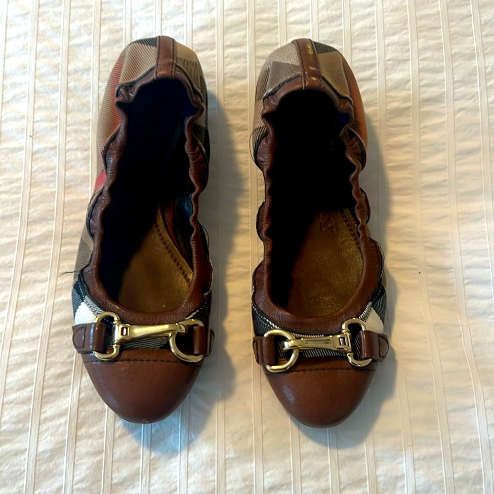 Burberry Ballet Flats